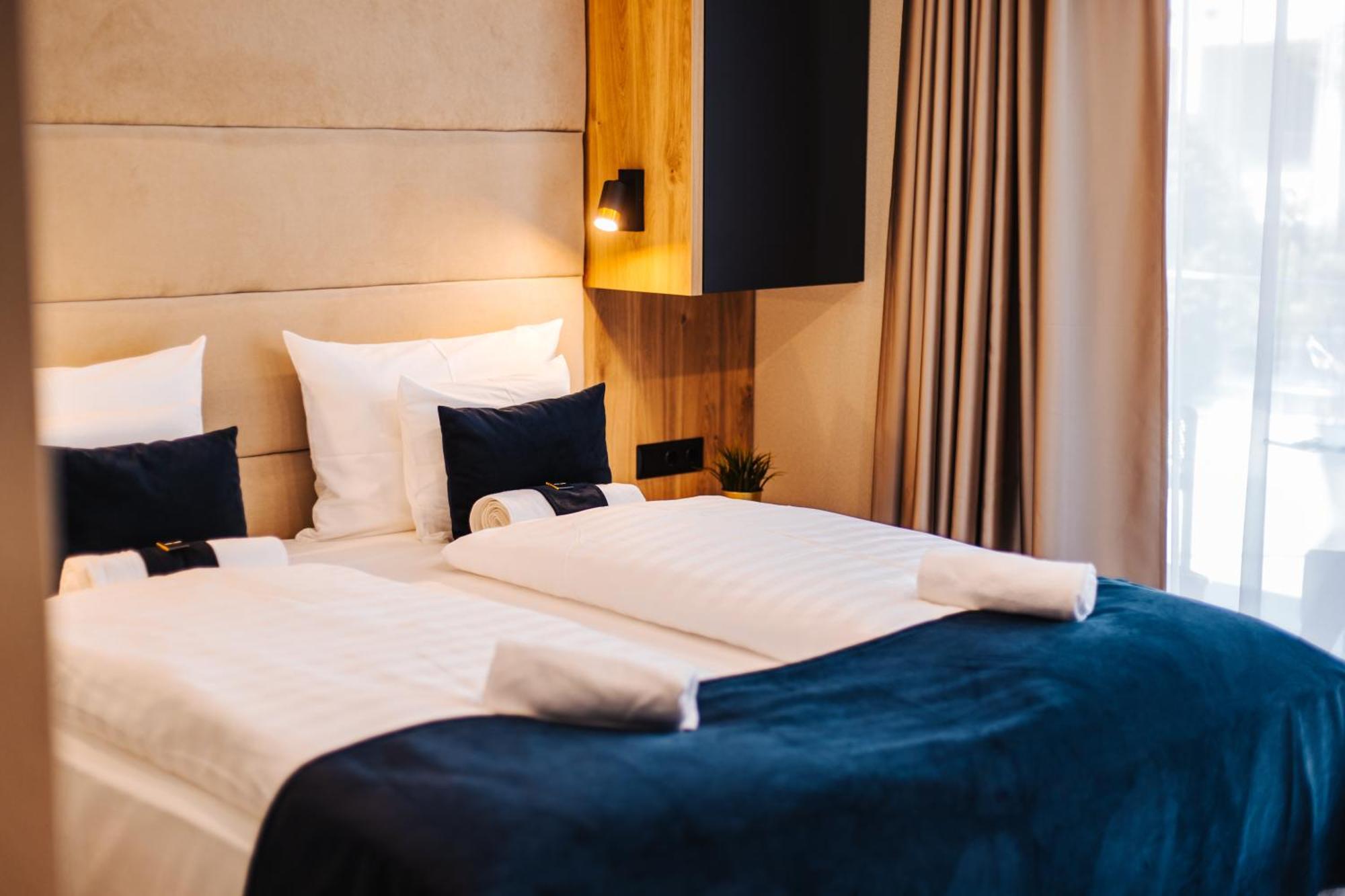 Hotel Auris Szeged Bagian luar foto